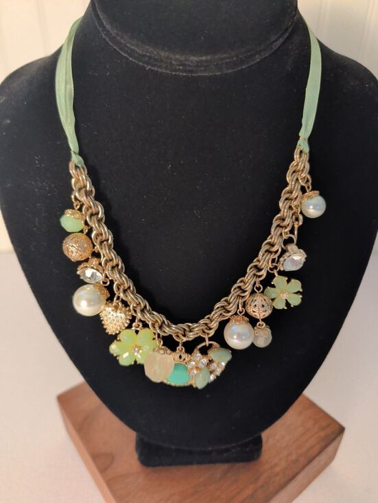 None Jewelry - Vintage Style Sage Green Ribbon Multi-Charm Statement Necklace